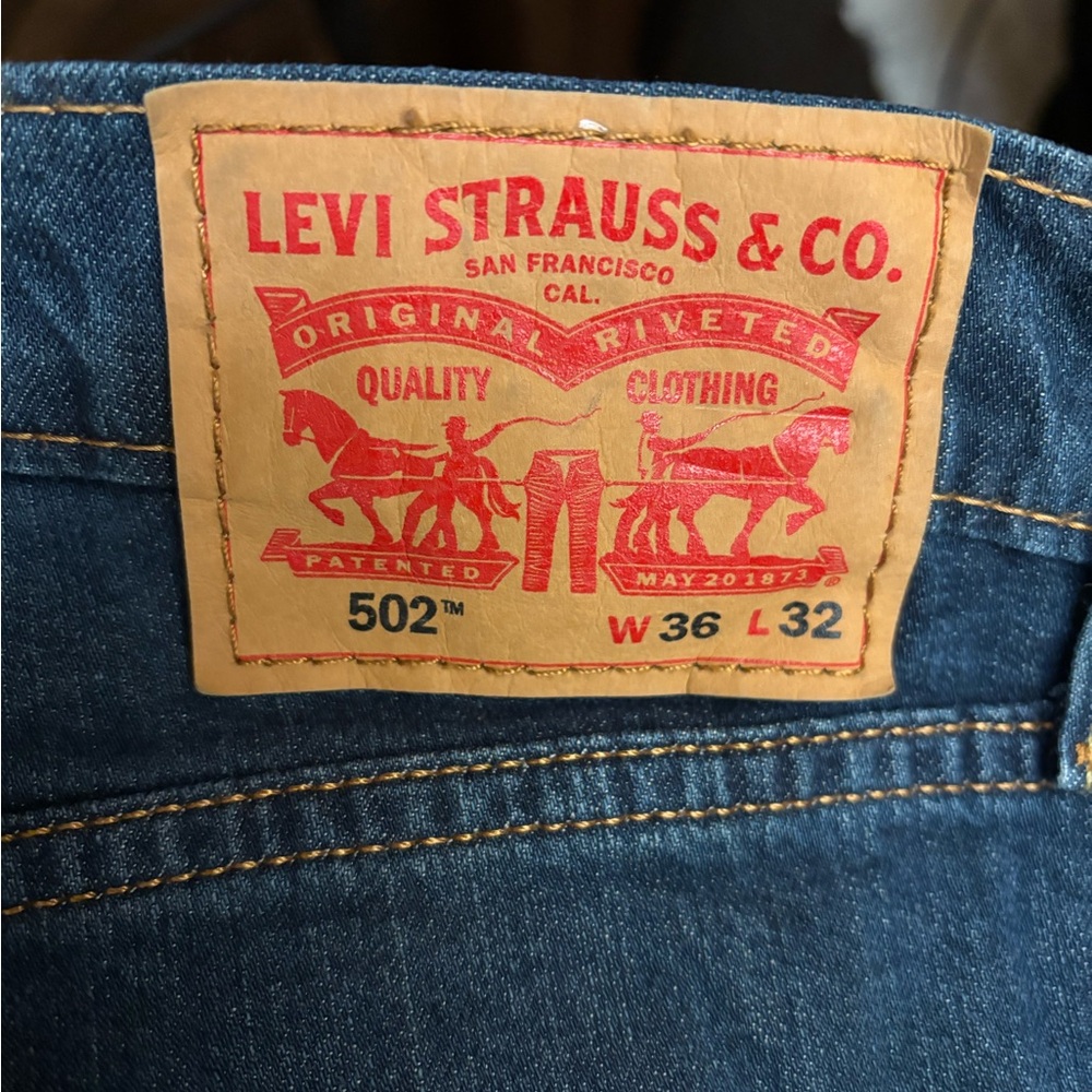 Levi Men’s Blue 502 Jeans 36W 32L